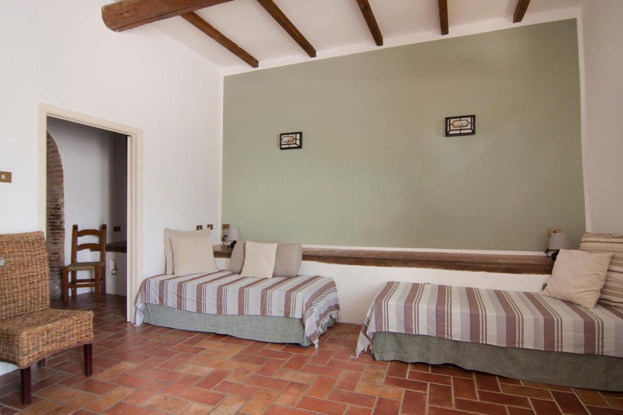 リパルベッラ Agriturismo Terenzanaアパートホテル エクステリア 写真