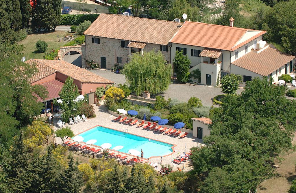 リパルベッラ Agriturismo Terenzanaアパートホテル エクステリア 写真