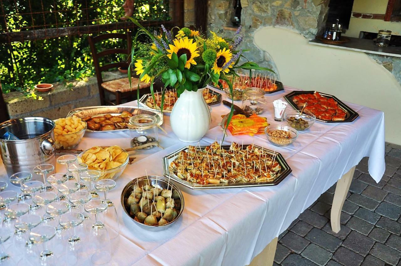 リパルベッラ Agriturismo Terenzanaアパートホテル エクステリア 写真